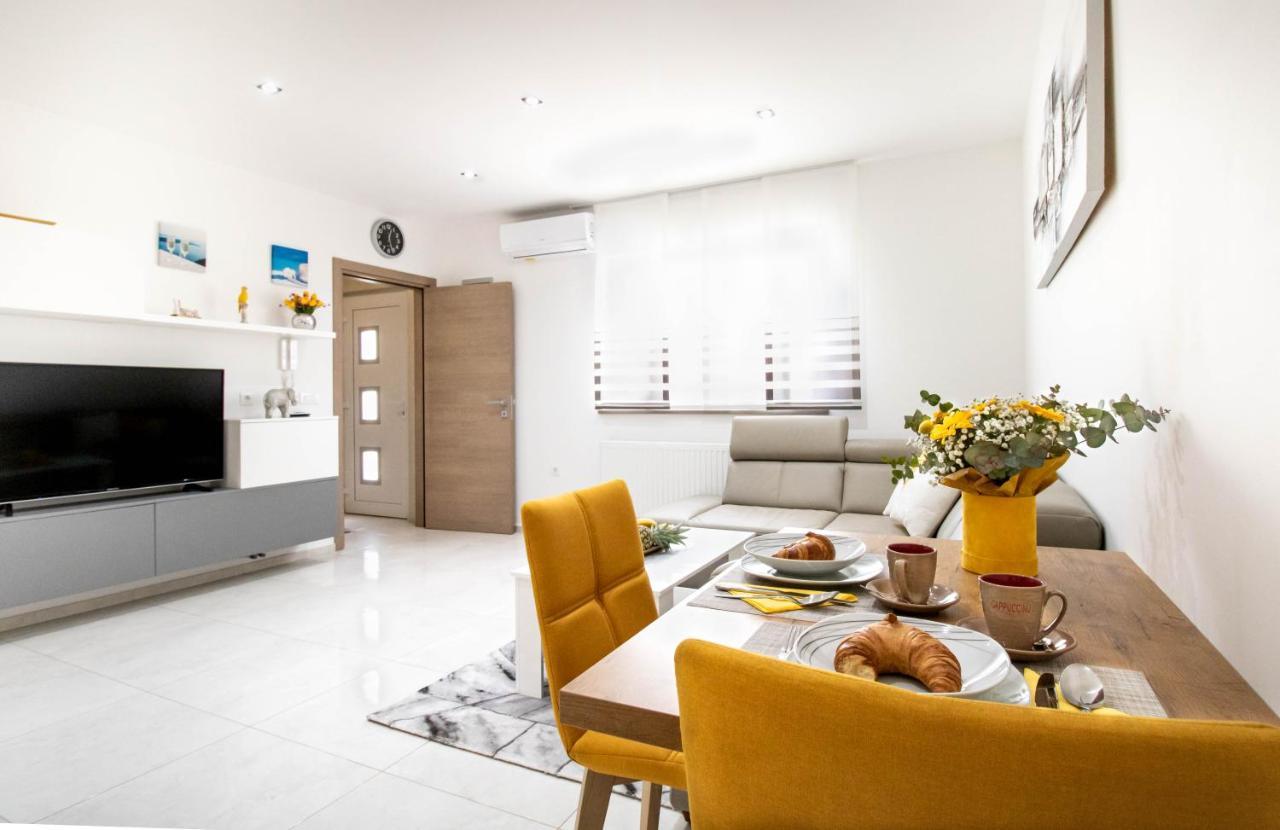 Apartment Jurić Pula Zewnętrze zdjęcie